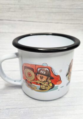 Eine Emailletasse für alle Feuerwehrfans von Super-Mug! Diese Emailletasse ist ein cooles Geschenk für alle