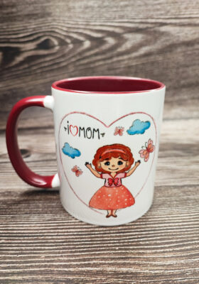 Diese Tasse mit Spruch von Super-Mug ist ein witziges Geschenk für eine tolle Frau: deine Mama. Die Tasse ist mit einer lustigen Auflistung von Inhaltsstoffen bedruckt