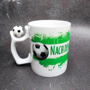 Tasse mit Fußball "Nach dem Spiel"